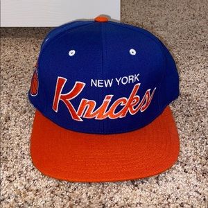 NWOT Mitchell & Ness New York Knicks Snapback